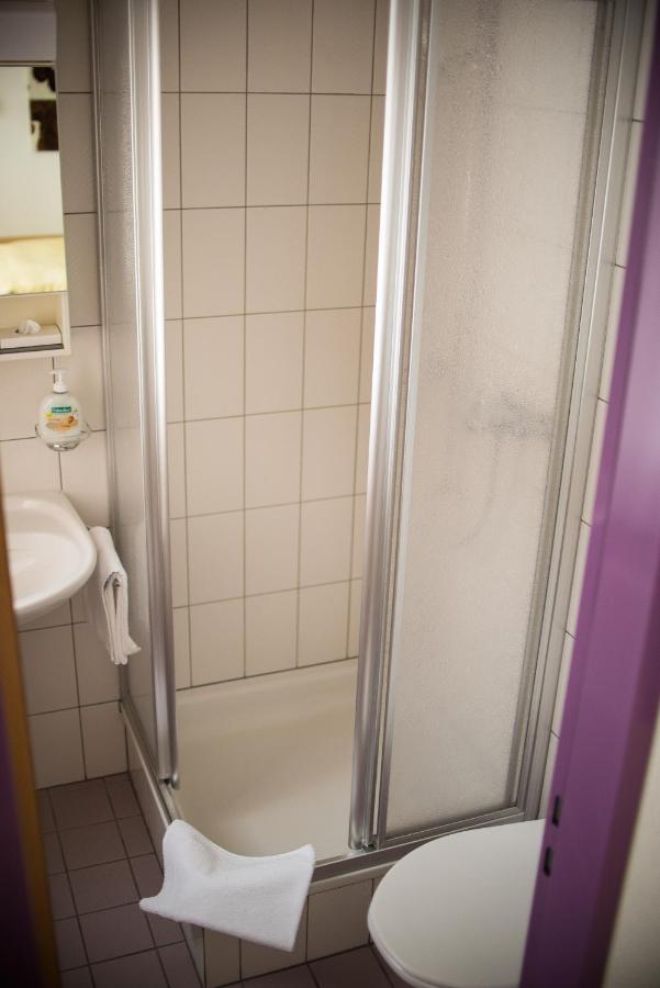 Alpenlodge Kuehboden Fiesch Room photo